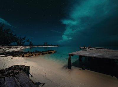 Aesthetic Night Beach Wallpaper HD 4K - Serene Tropical Pier Under Stars