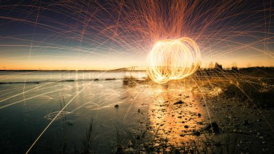 Cool Steel Wool Light Painting Wallpaper HD 4K Aesthetic Beach Sunset