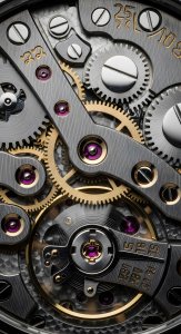 Mechanical Watch Movement 4K Wallpaper - Aesthetic Horology Background